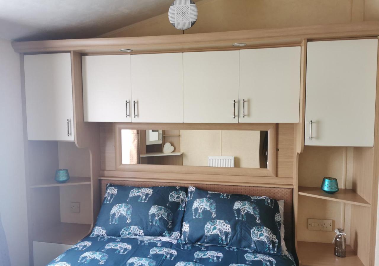 Tranquil 6 Berth Luxury Holiday Home 치체스터 외부 사진