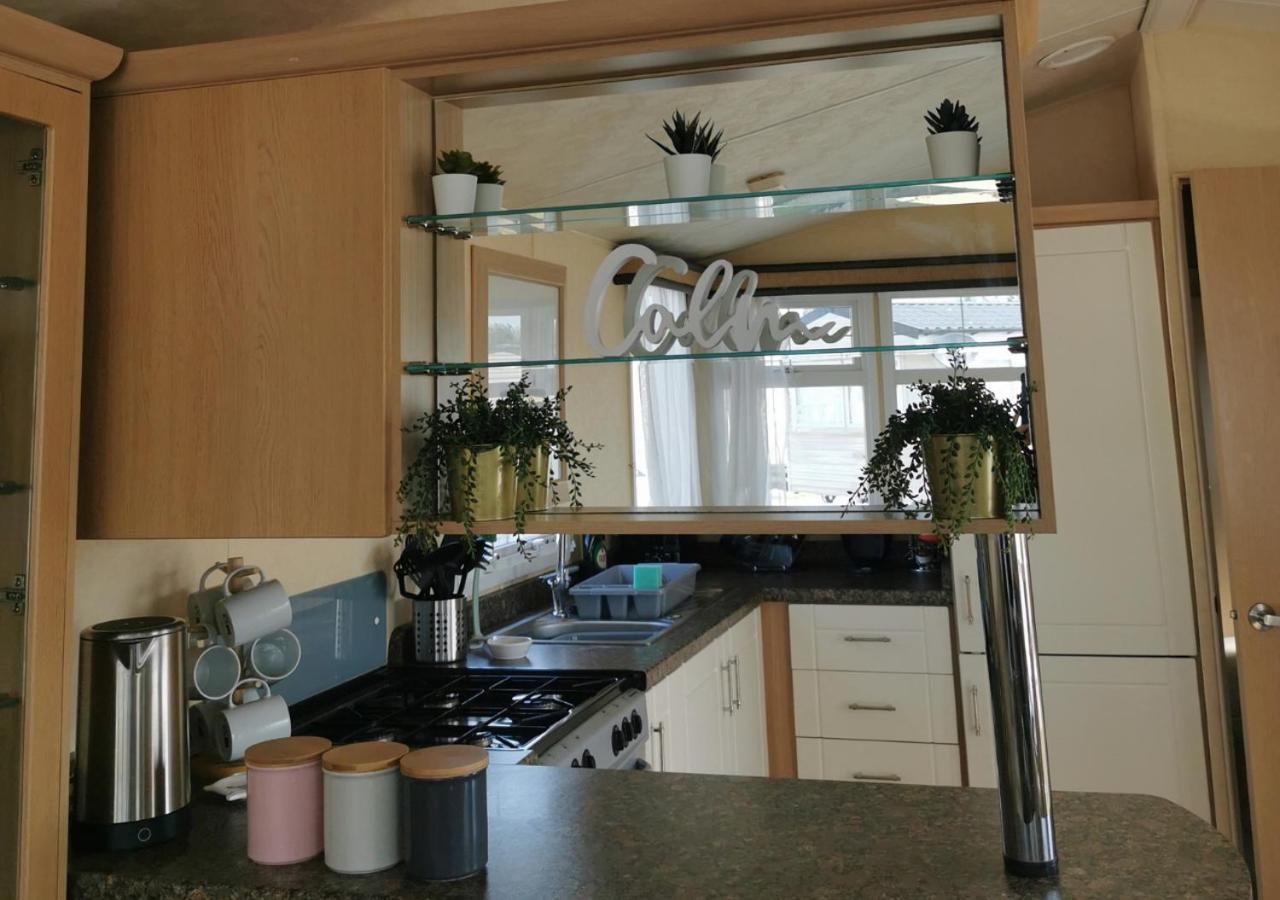 Tranquil 6 Berth Luxury Holiday Home 치체스터 외부 사진